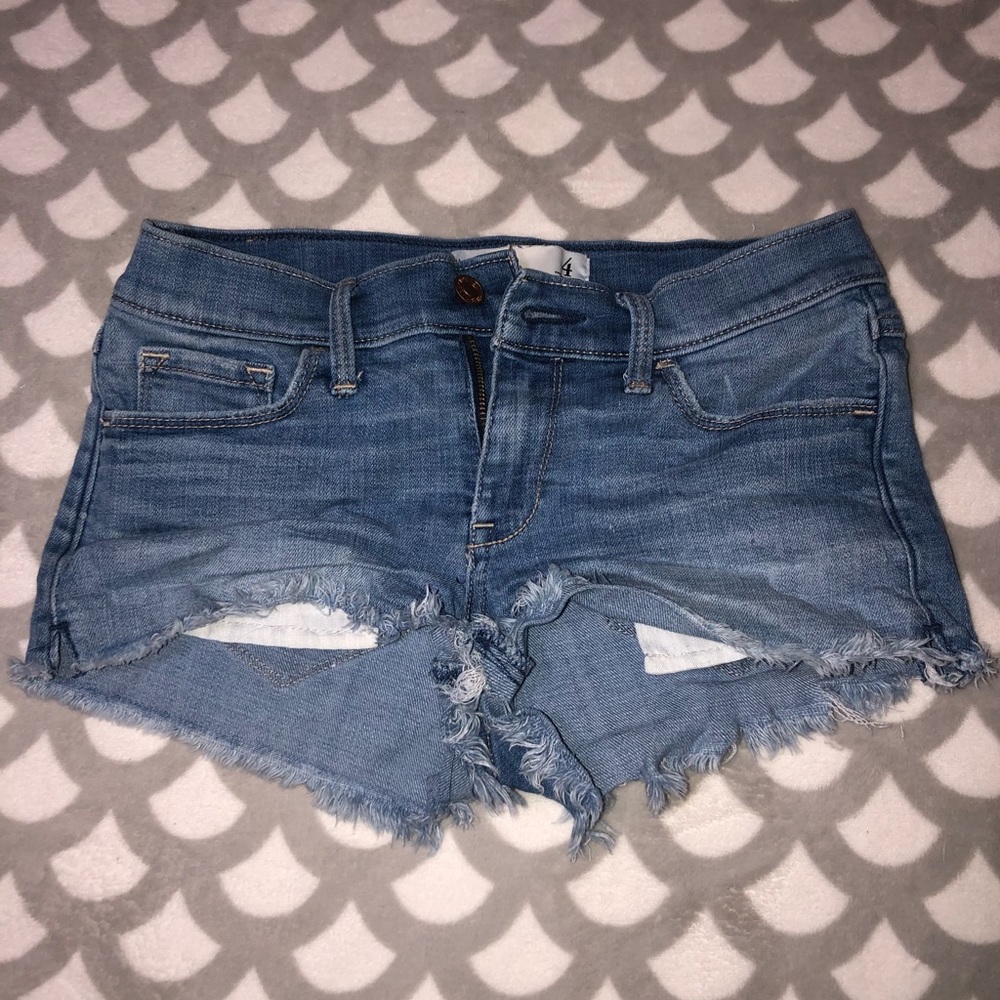 abercrombie & fitch low rise short jean shorts